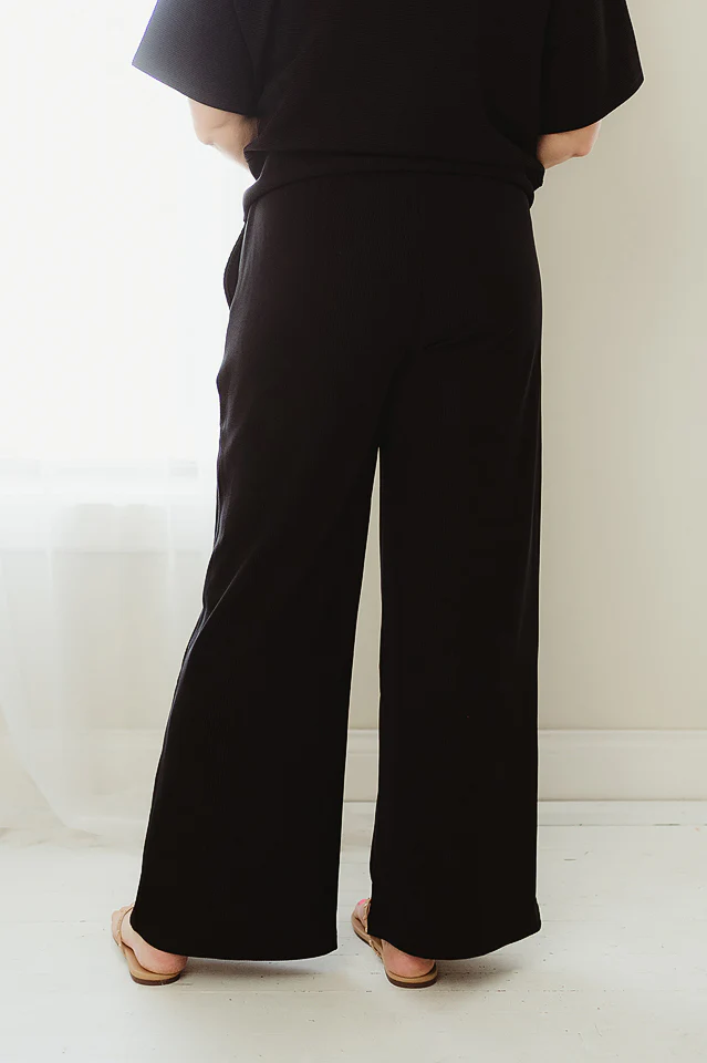 Black Flow & Fit Ribbed Set - Image 7