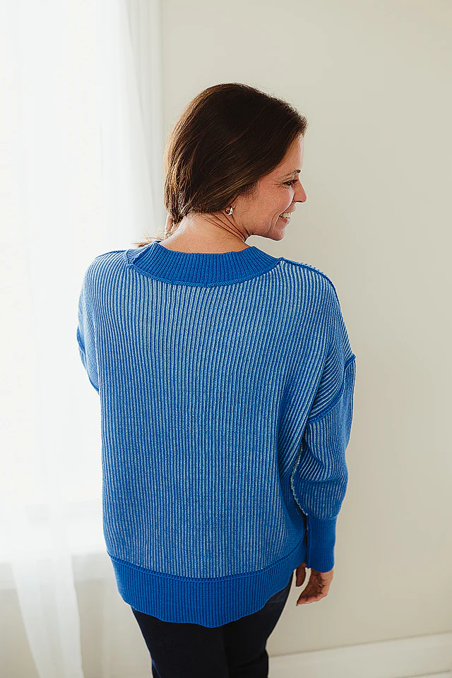 Contrast Edge Sweater - Image 3