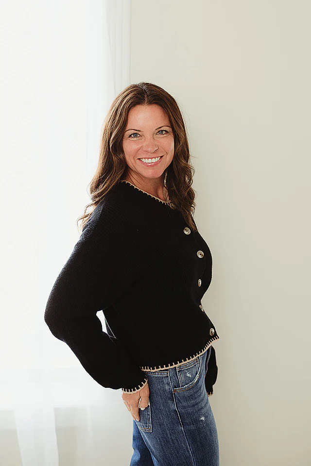 Contrast Trim Cardigan - Image 2