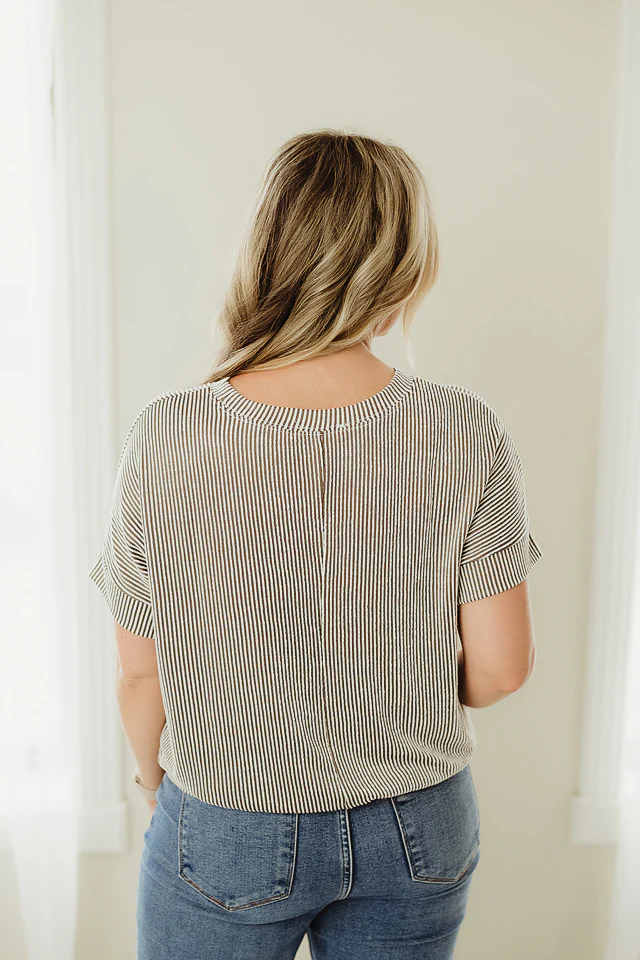 Mocha Core Stride Top - Image 4
