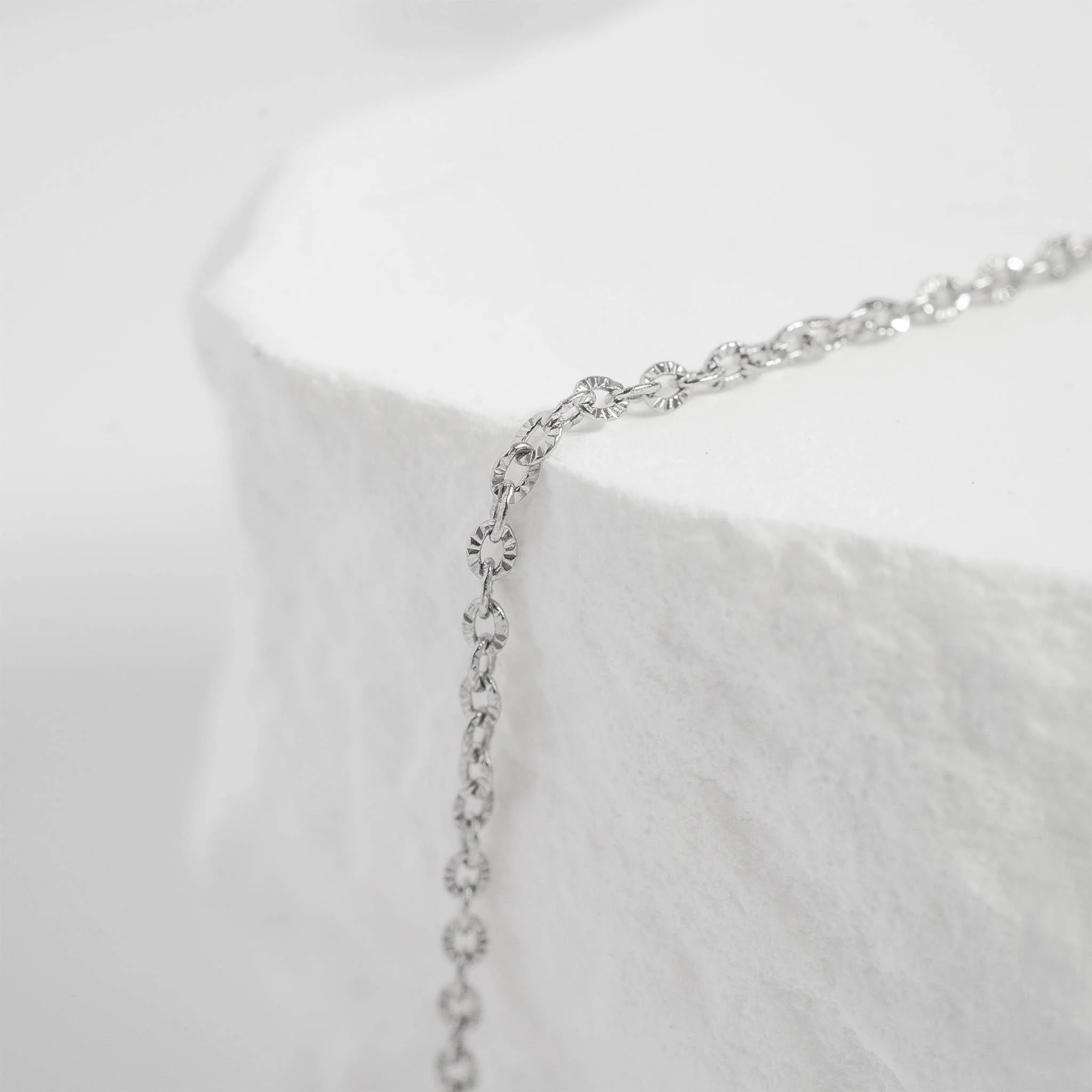 Crimped Oval Chain Necklace - Image 7