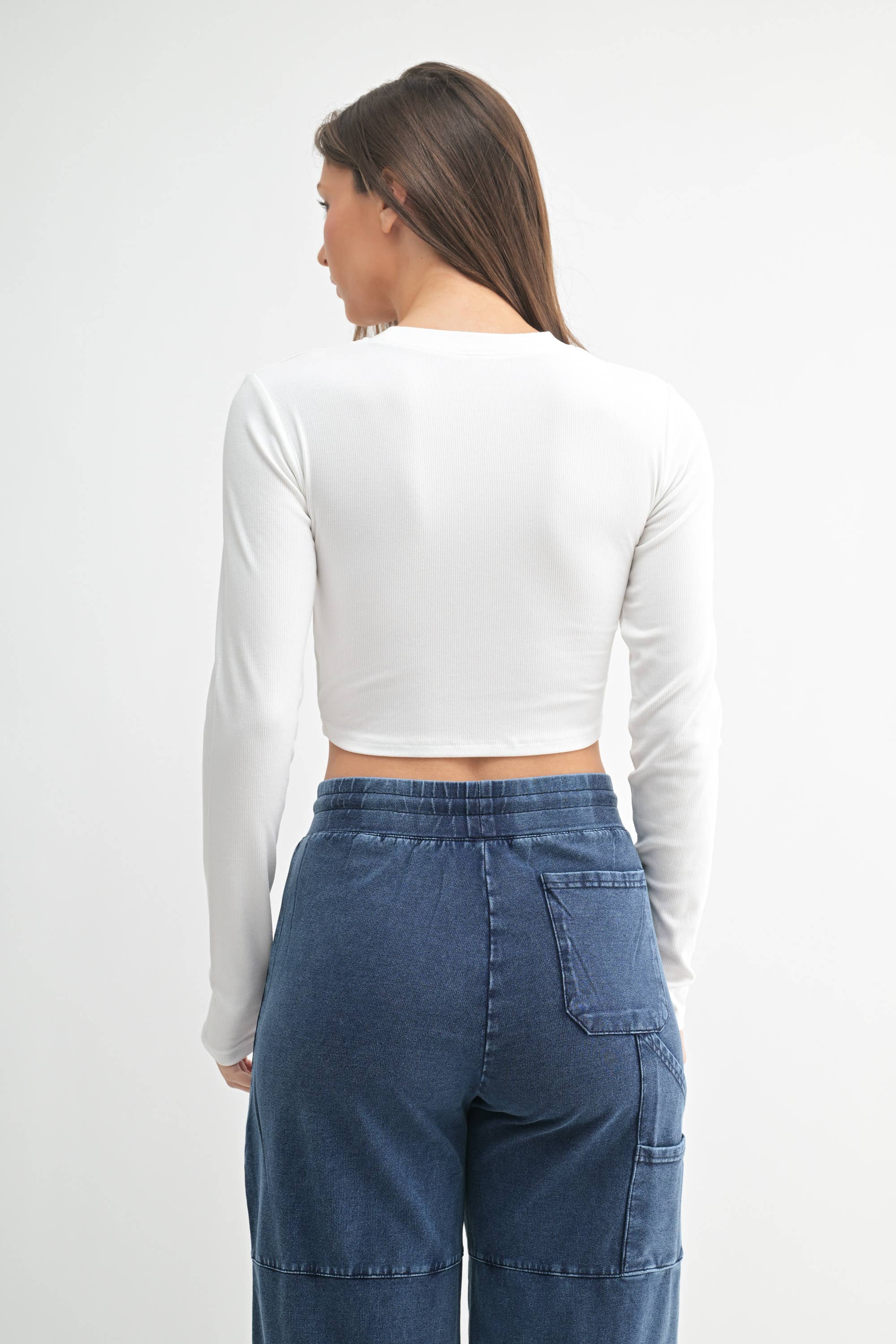 Essential Stretch Crop - Image 3