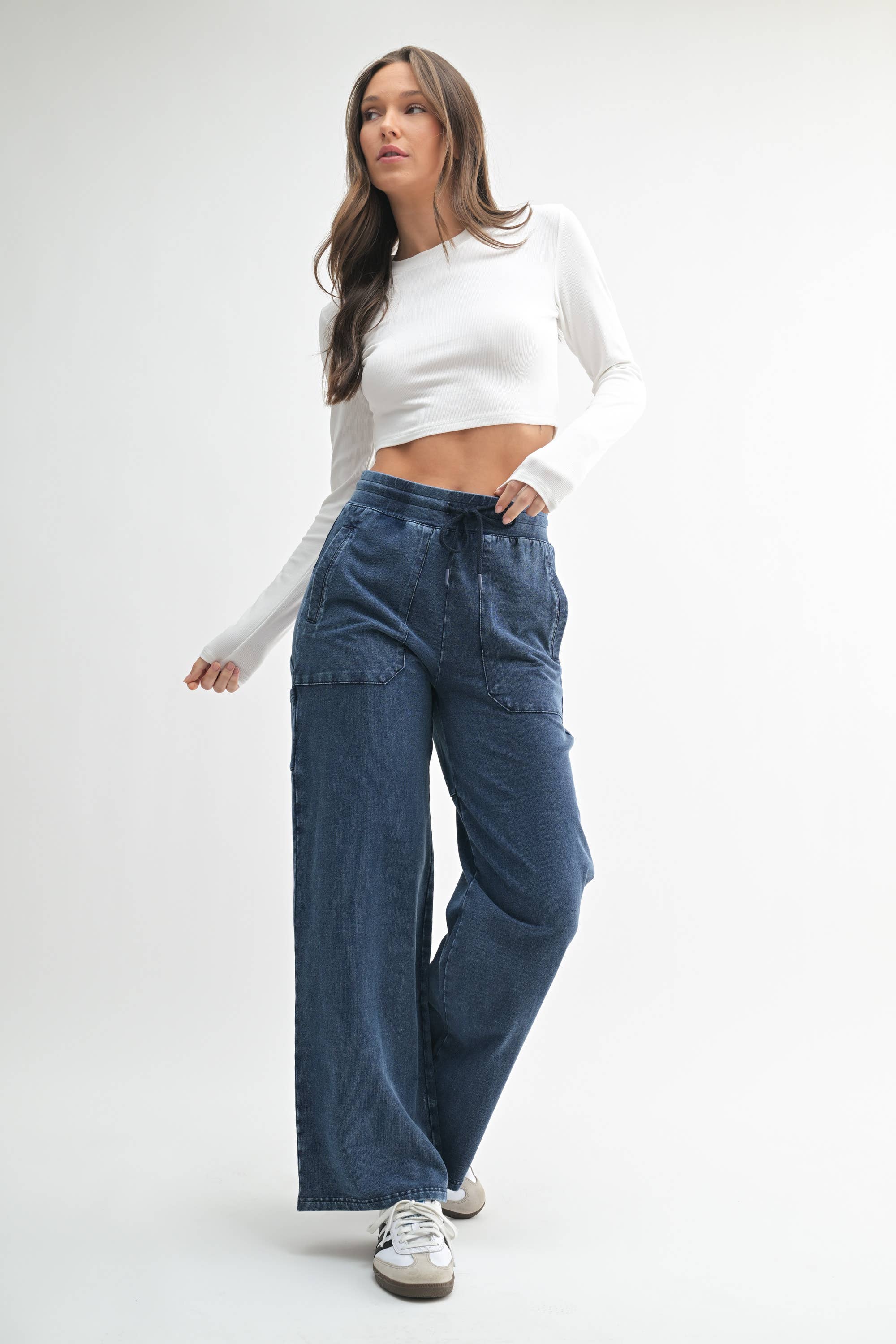 Essential Stretch Crop - Image 4