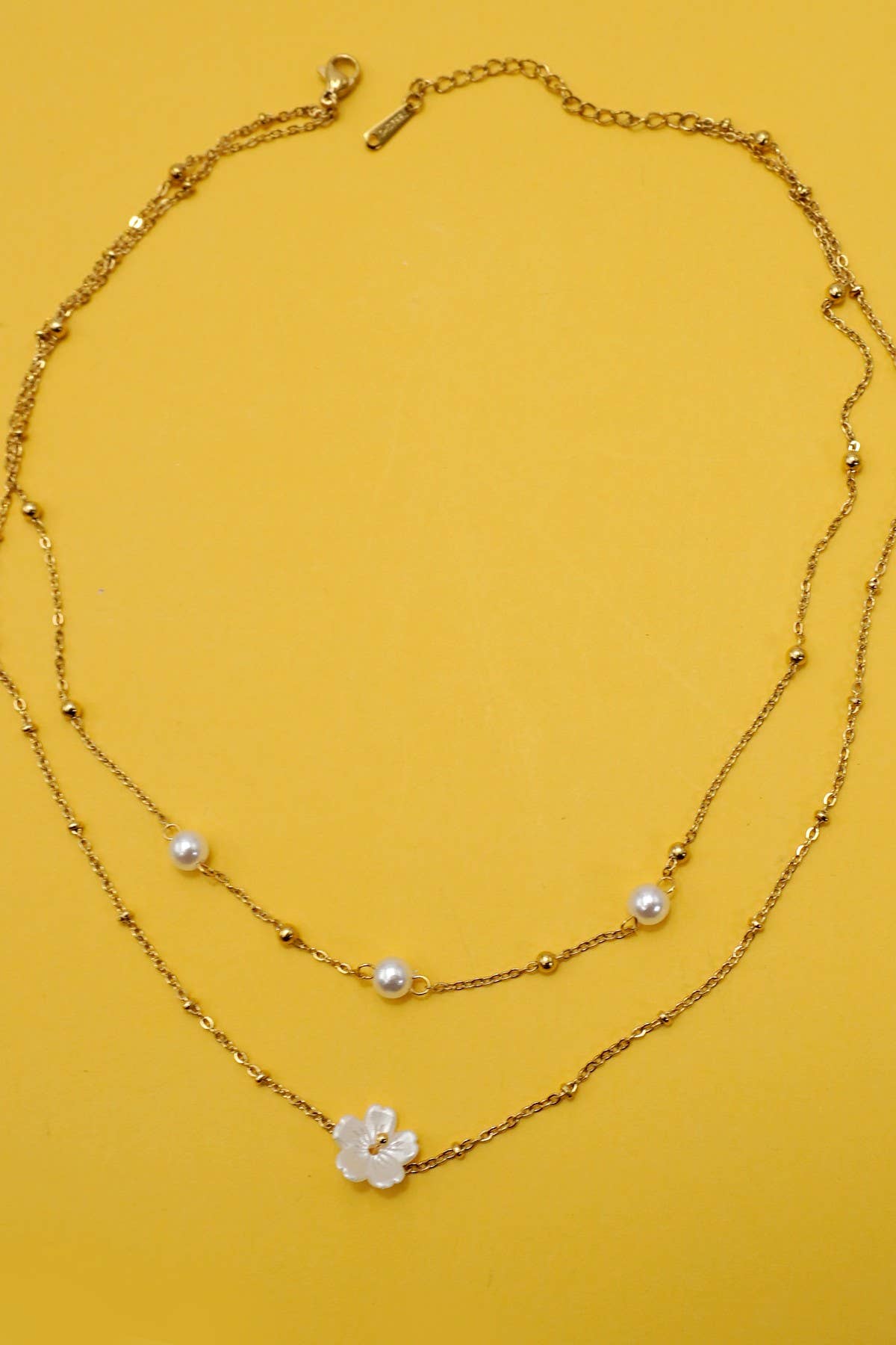 Flower Pearl Necklace - Image 2