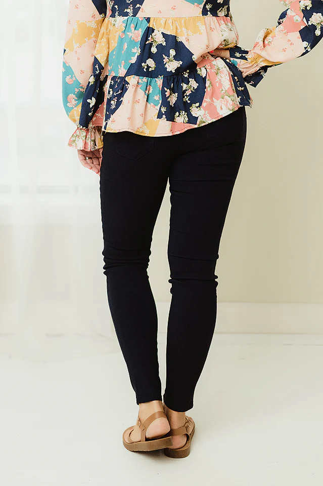 Hyperstretch Skinny Jeans - Image 11