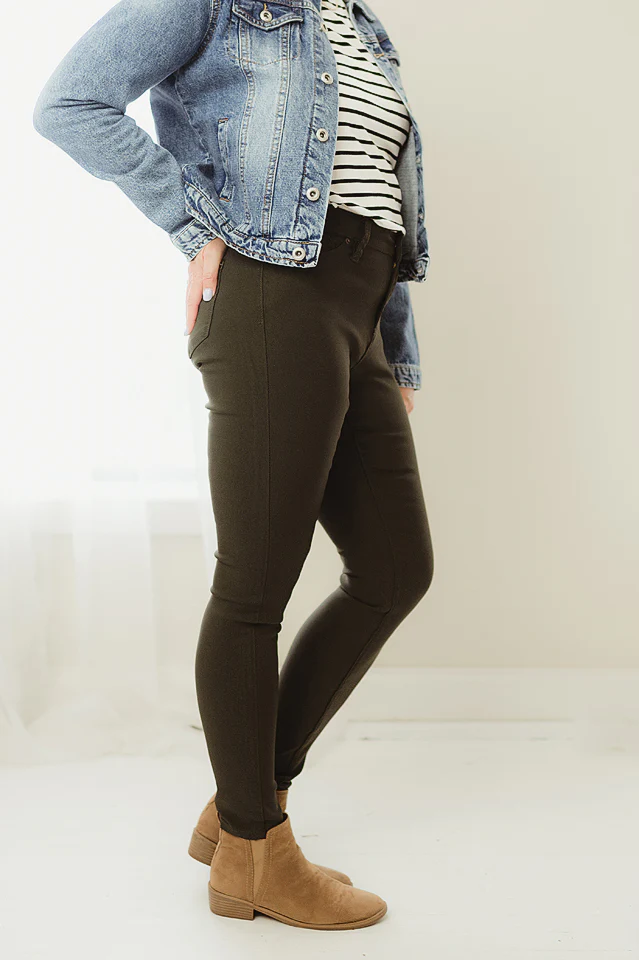 Hyperstretch Skinny Jeans - Image 45