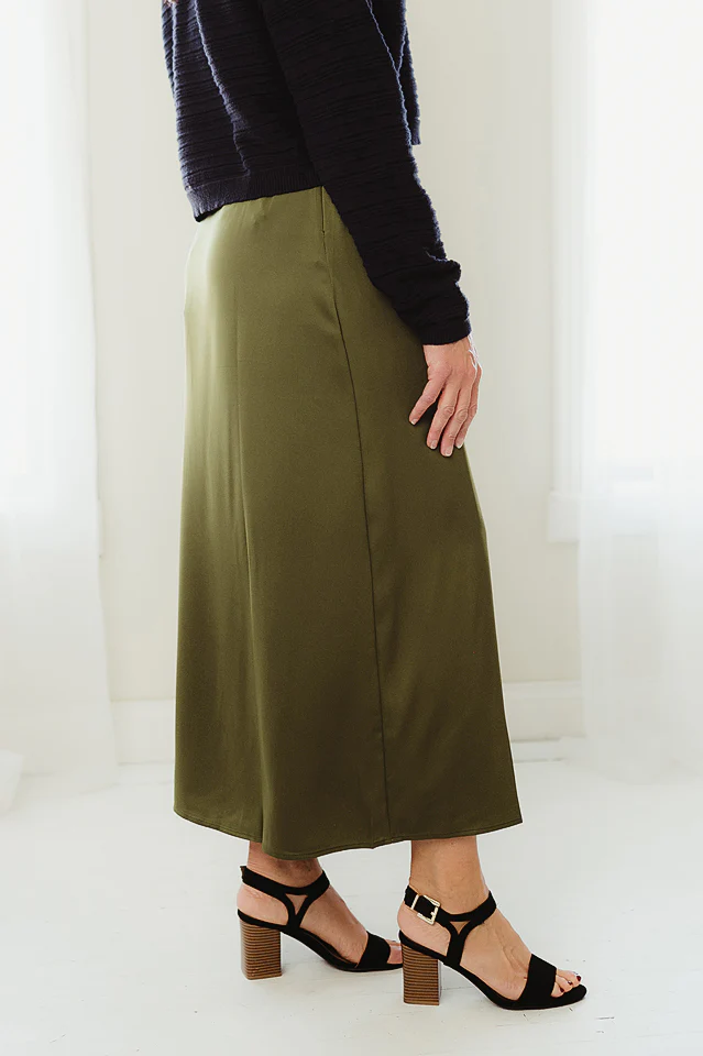 Satin Flare Skirt - Image 3