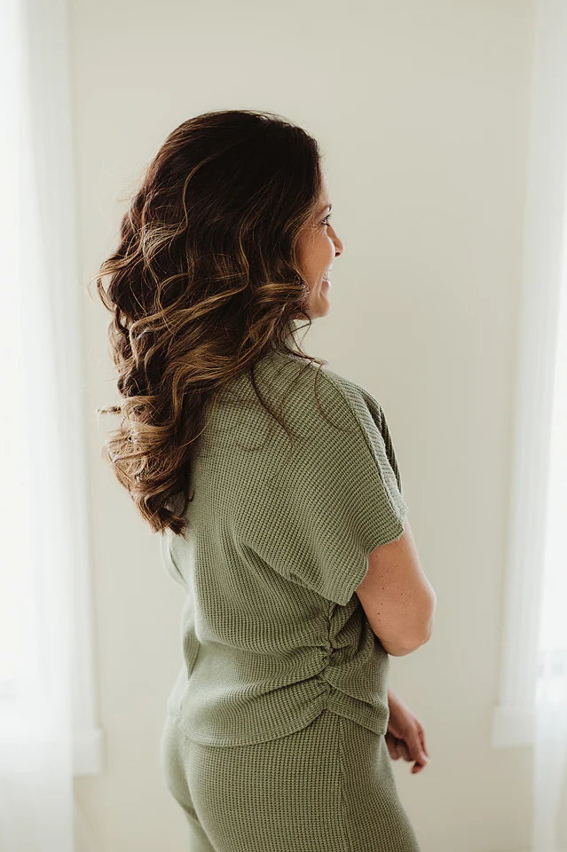 Light Olive Chic Comfort Set - Image 2