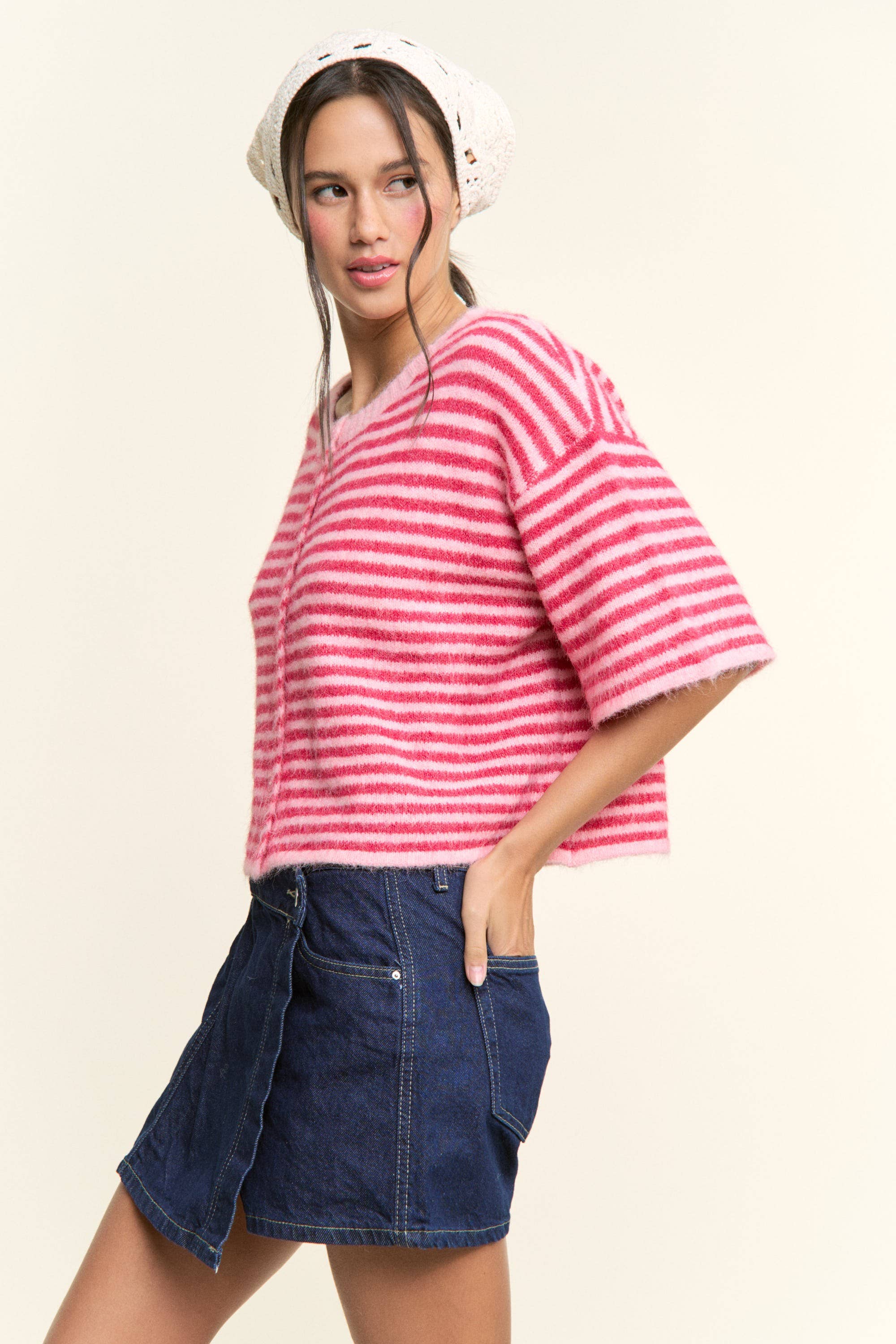 Fuchsia Lou Button Front Crop - Image 2