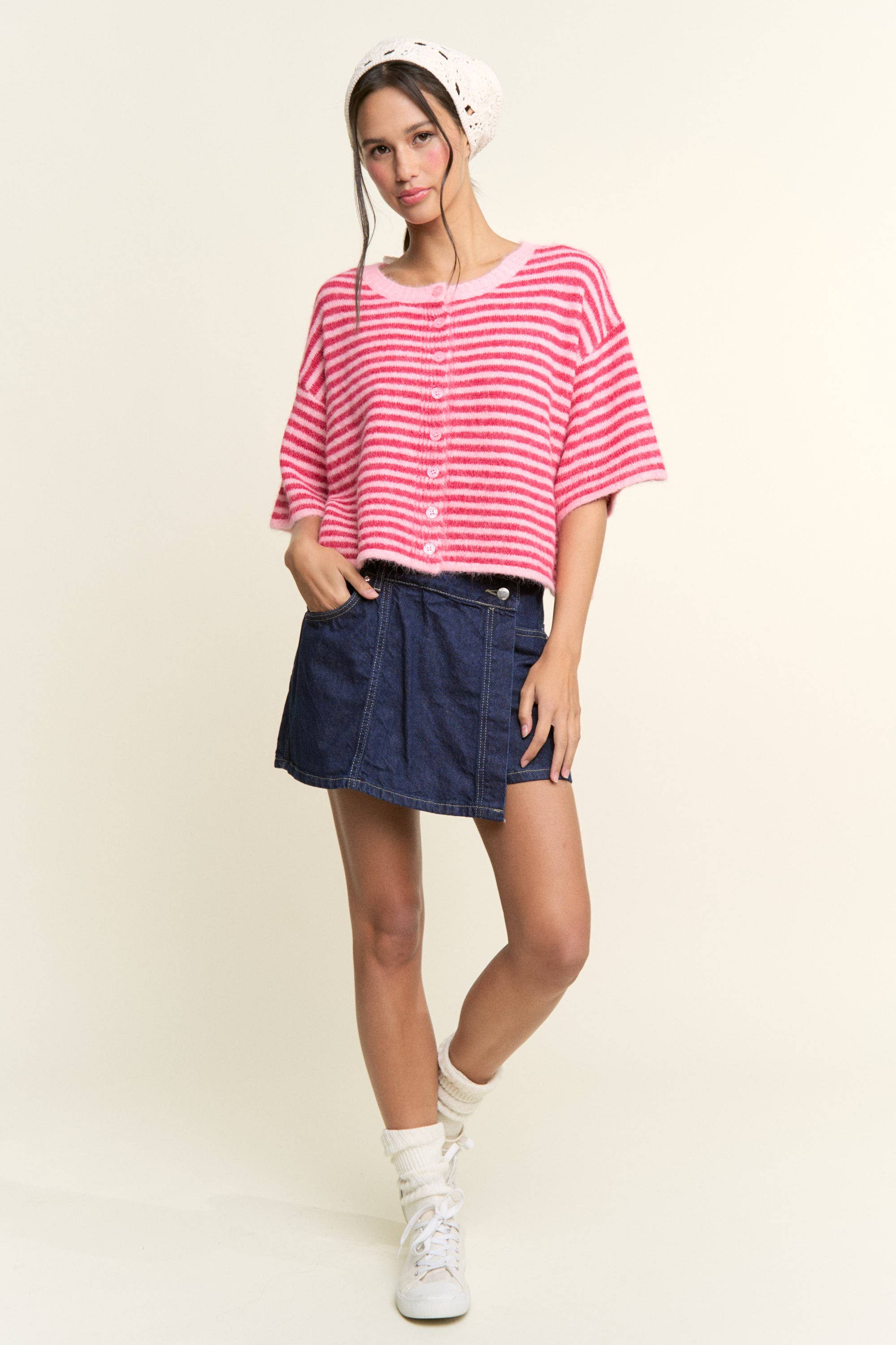 Fuchsia Lou Button Front Crop - Image 3