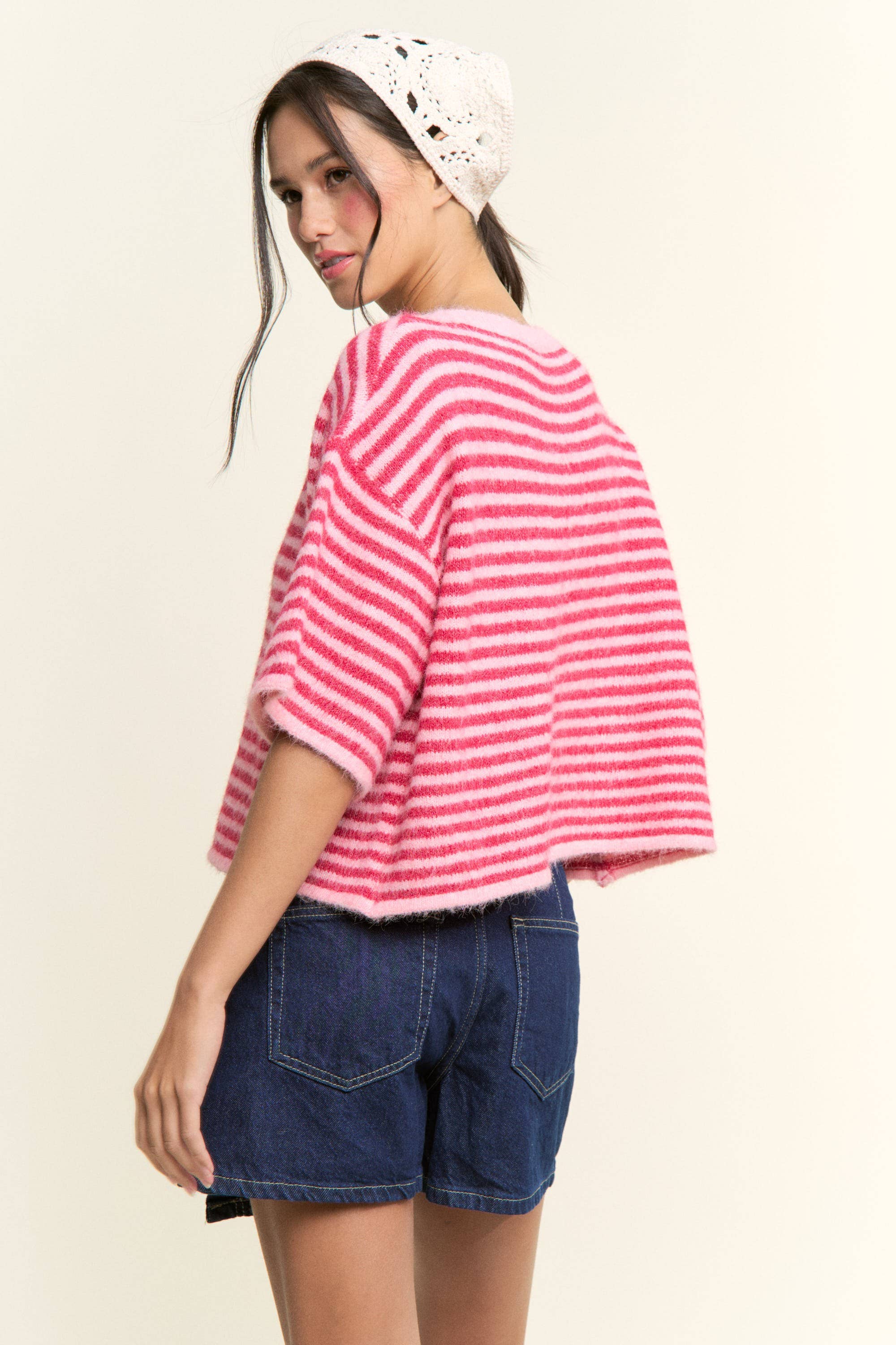 Fuchsia Lou Button Front Crop - Image 5