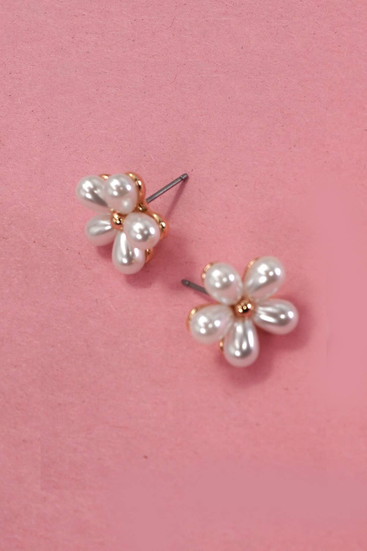 Pearl Daisy Studs - Image 2