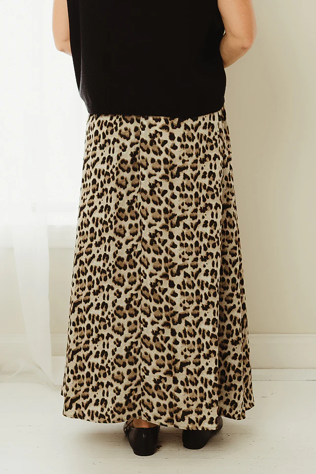 Verine Leopard Maxi Skirt - Image 3