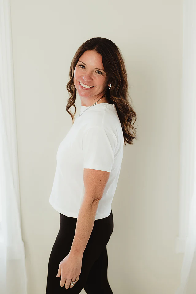 White Cotton Short Sleeve Cropped Tee - Image 2
