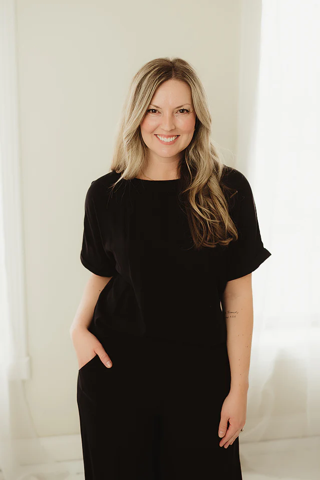 Black Modern Ease Set - Image 2